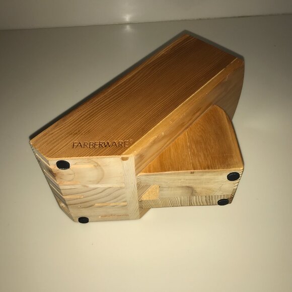 Vintage-Inspired Wooden Knife Block – Natural Finish - Picture 5 of 10